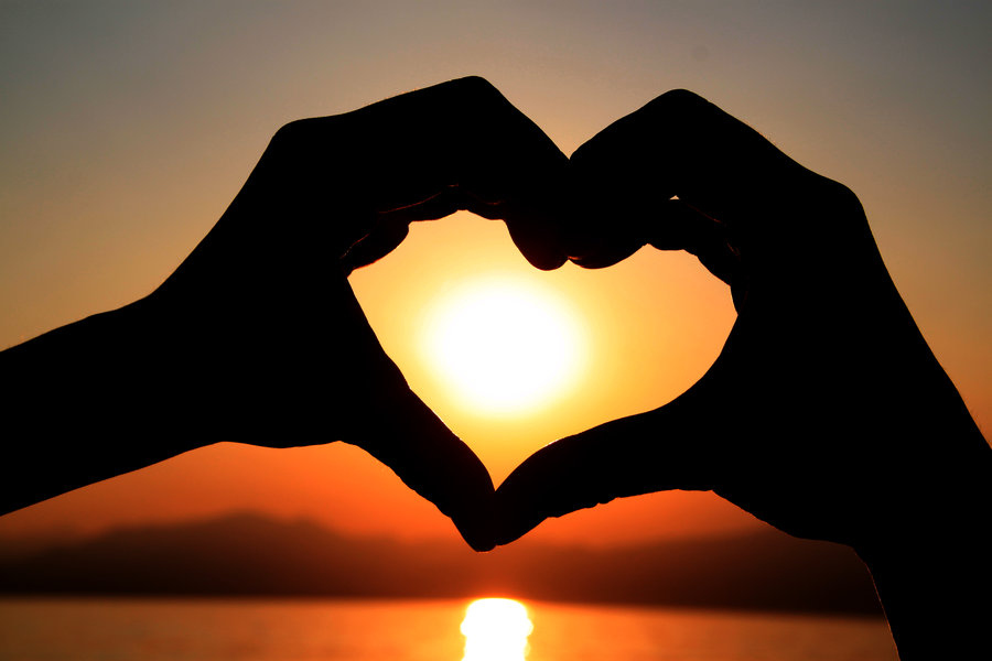 2 用心做事，真情服務(wù).jpg